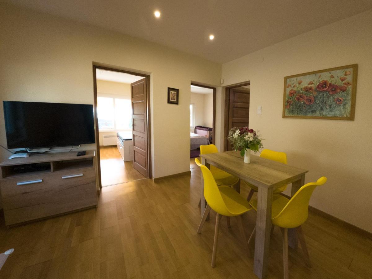 Martour-Haz Villa Fonyod Bagian luar foto